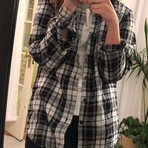 L. L. Bean Oversized Black and White Flannel S